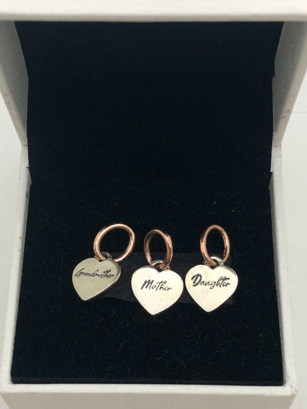✨🔥Pandora Two-tone Splittable Family Generation of Hearts Triple Dangle Charm